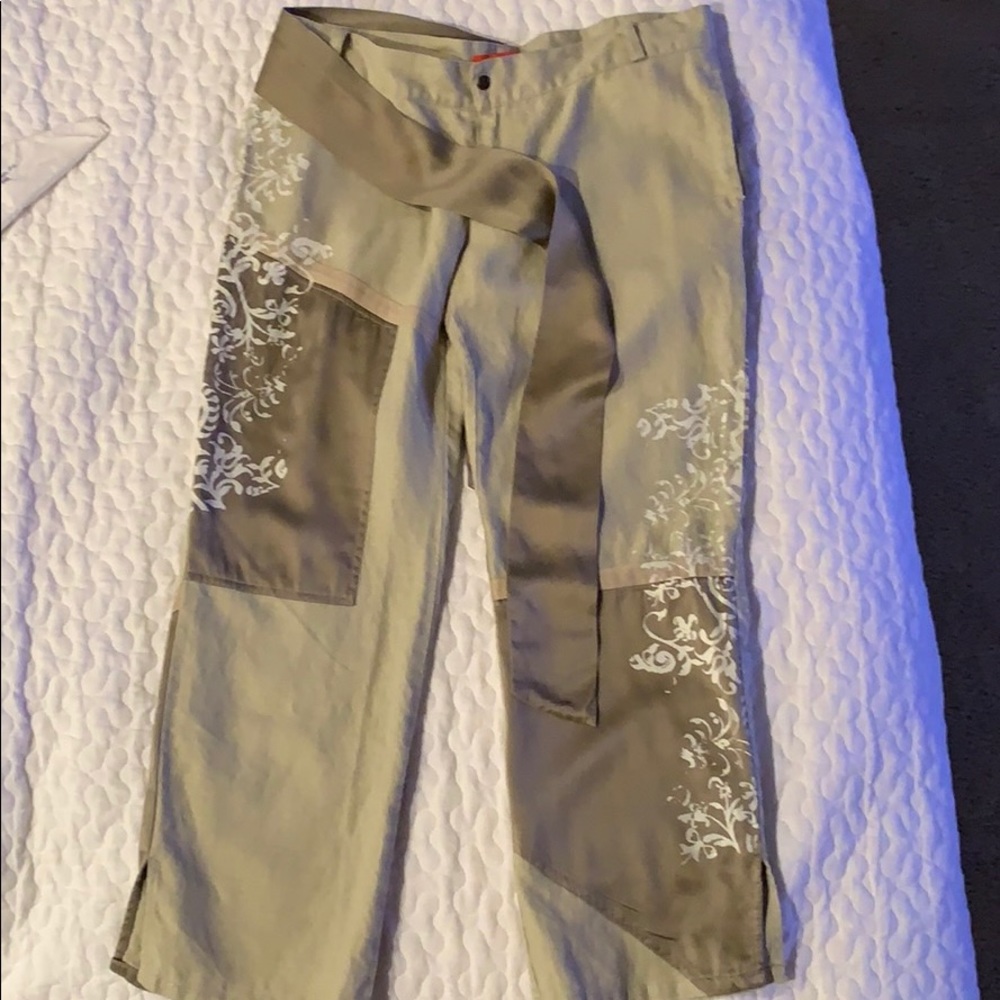 Cropped pant.  Linen & silk.
